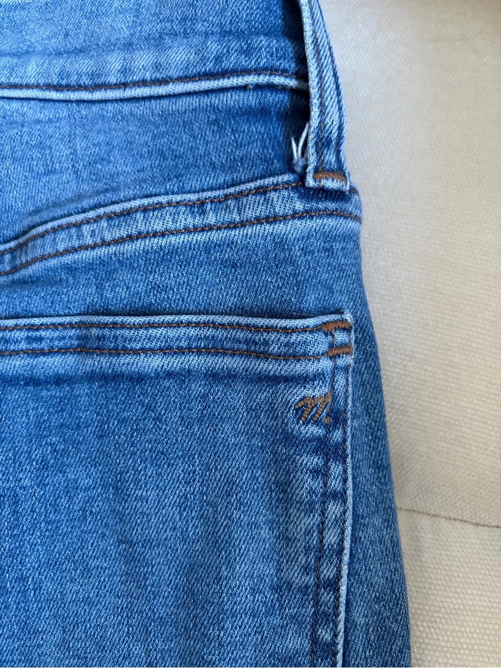 Madewell Mid-rise Kick Out Jeans - Picture 4 of 7